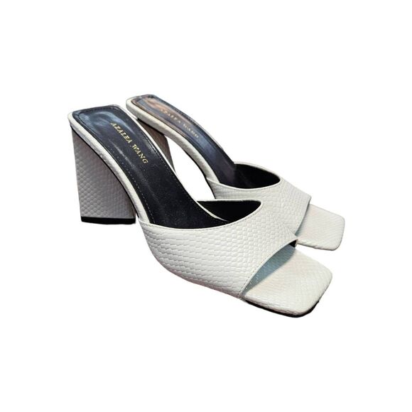 Azalea Wang Shoes - Azalea Wang White Textured Open Toe Mules Size 8.5